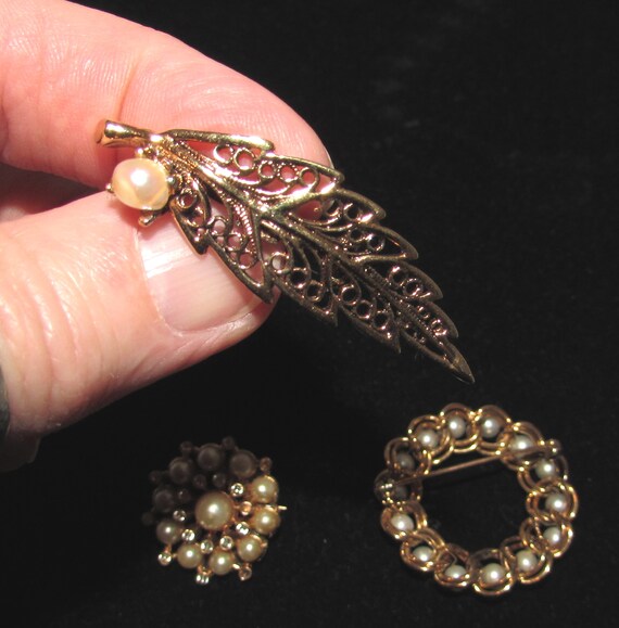 Three - Vintage Gold & Pearl Pins Brooches, Wreat… - image 2