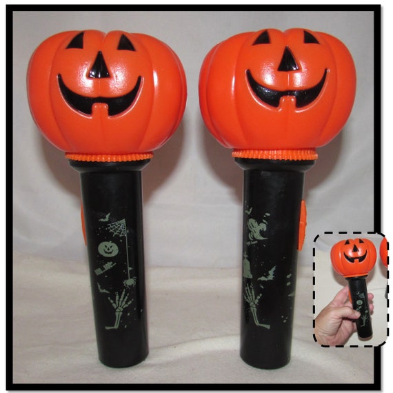 2 Vintage Orange Plastic Halloween Pumpkin Jack O Lantern Flashlights 
