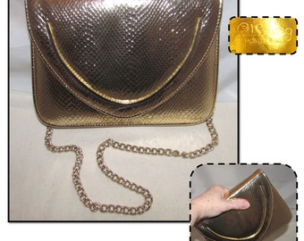 Vintage Gold Metallic Textured Faux Leather Evening Clutch Purse w Removable Gold Chain Shoulder Strap by Walborg, Hong Kong