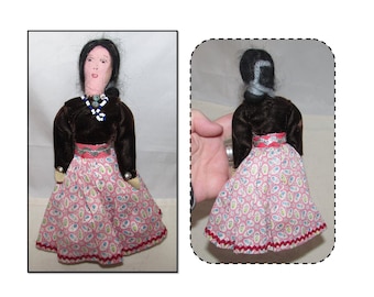 Vintage Handmade Navajo American Indian Cloth Girl Doll