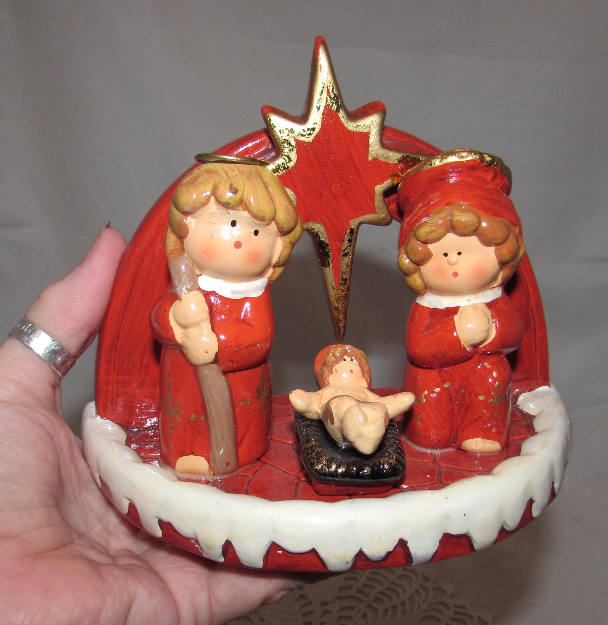 Vintage One Piece Ceramic Nativity Scene Figurine Mary Etsy