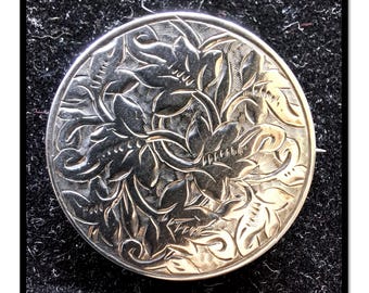 Antique Victorian Sterling Silver Brooch Pin with Engraved Ivy Leaves