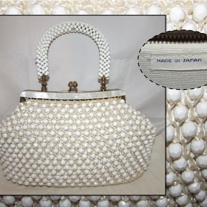 Vintage Crocheted White Raffia Beaded Handbag Purse w/ Top Handle & Kiss Clasp Closure, Japan
