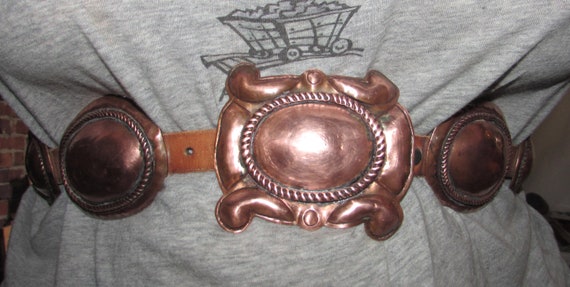 Lovely Vintage Copper Concho Leather Belt with Pe… - image 5