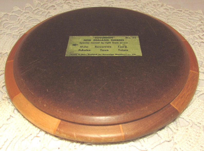6 types of wood Vintage Souvenir Wooden Trivet from New Zealand Timbers by Sovereign Woodworkers