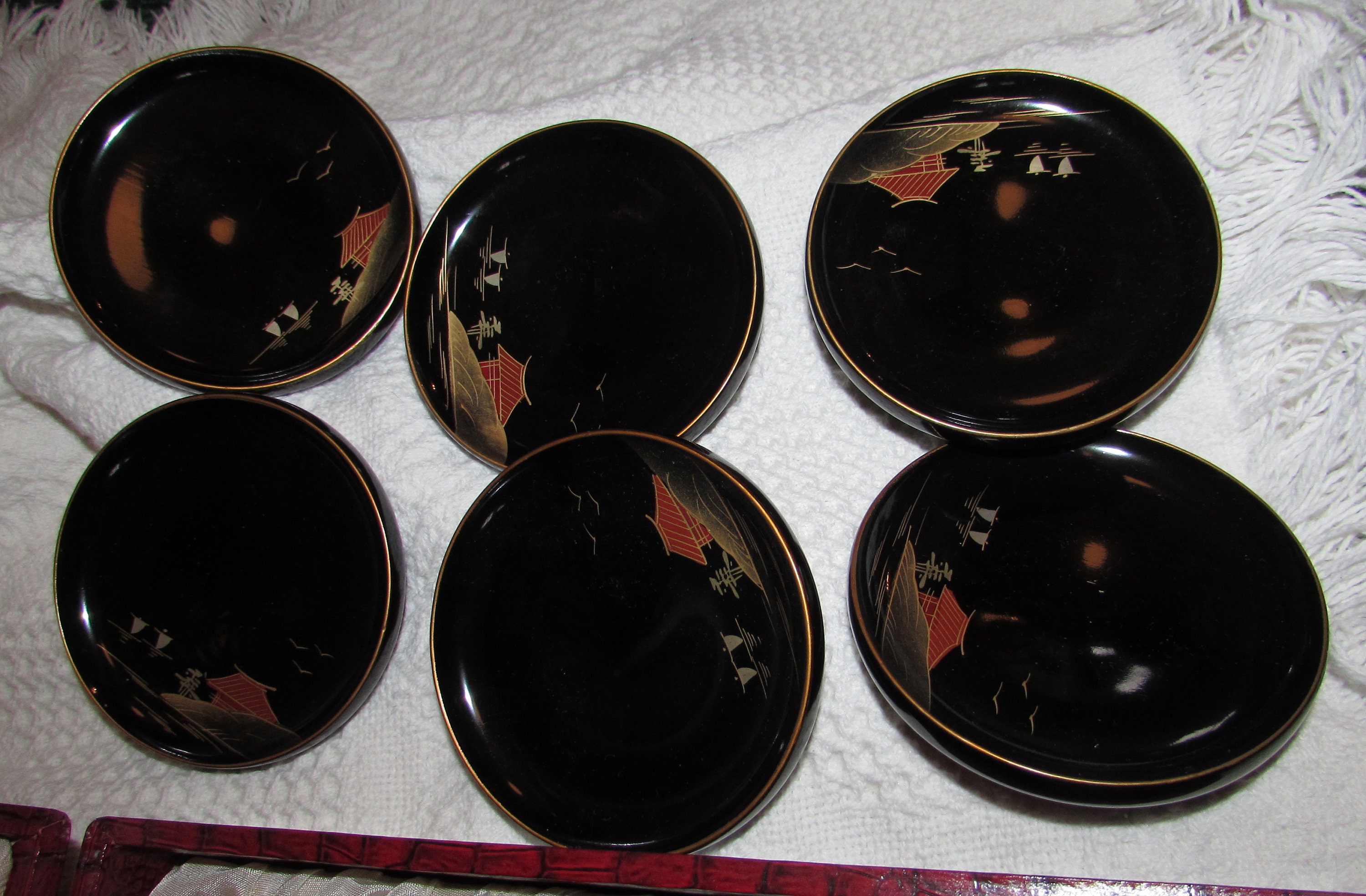 Set of 6 Vintage Black Lacquer Tea Set in Original Box, Cups