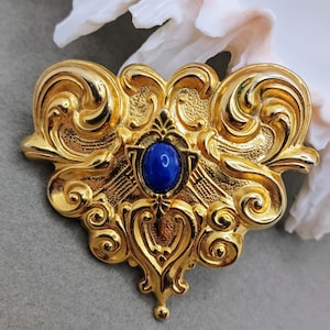 Vintage Art Nouveau Style Gold Tone Blue Cabochon Repousse Pin Brooch Women Costume Jewelry Gift Unworn