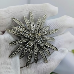 Vintage Silver Tone Rhinestone Sunburst Pin Brooch Women Unisex Costume Jewelry Gift