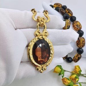 Vintage Brown Shades Tortoise Lucite Beaded Necklace with Gold Tone Victorian Style Reversible Pendant Women Costume Jewelry Unworn Gift