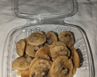 Mini chocolate chip cookies