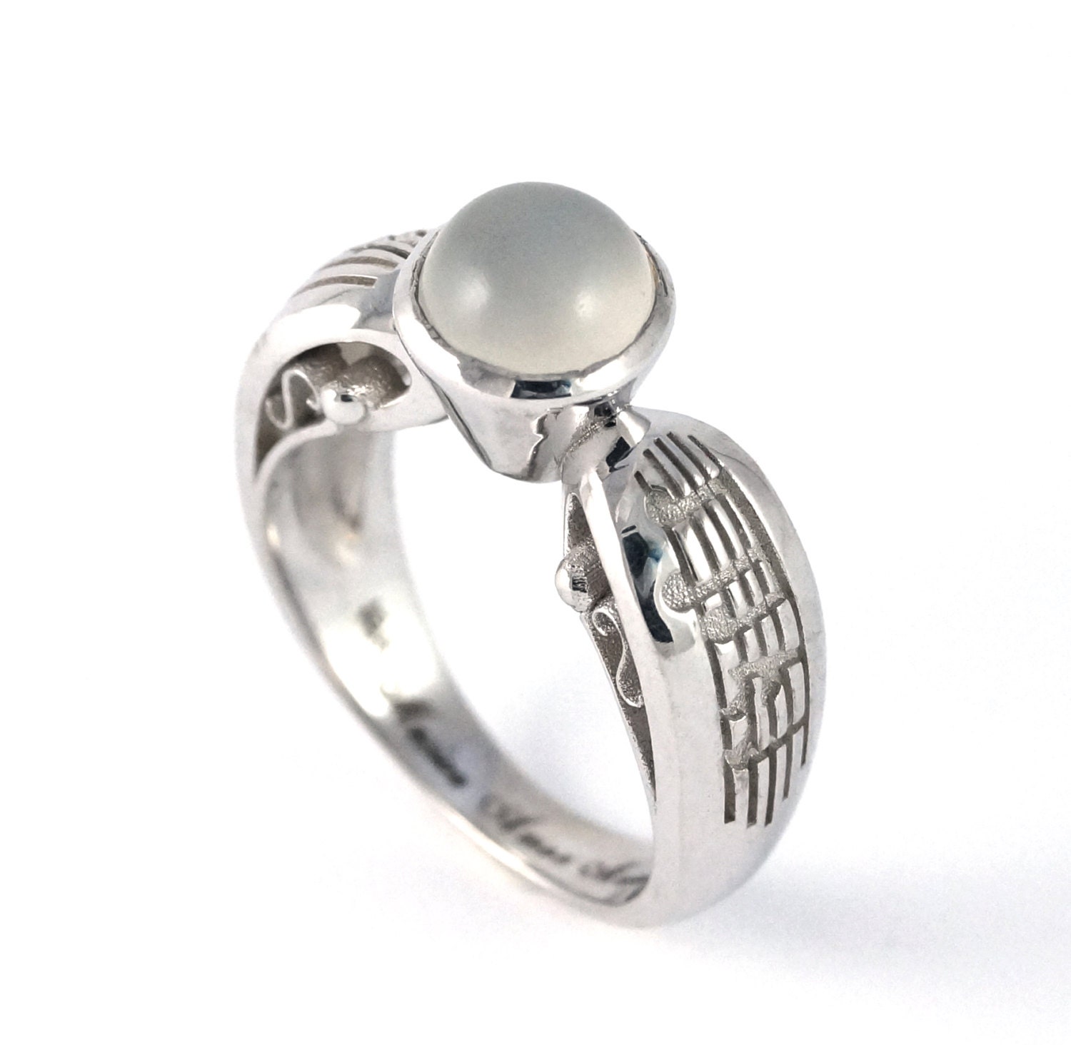 Music Engagement Ring in White gold with Moonstone