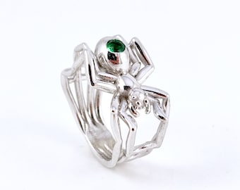 Spider Goth Creepy Engagement Wedding Ring for Alternative Brides