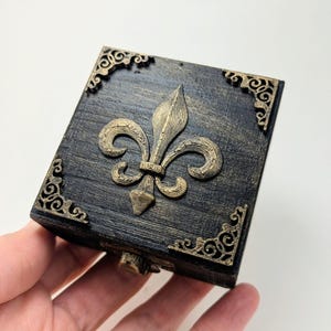 DND D20 Dice Fleur De Lis Joan of Arc Mimic Octopus Book Box