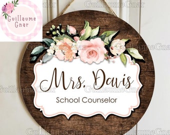Personalized Classroom Sign, Teacher Door Hanger, Teacher Round Wood Sign, Welcome Teacher Wood Sign, Christmas Gifts For Teachers