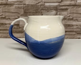 Handgemachter Keramikkrug, blauer und weißer Keramikkrug, 64 oz