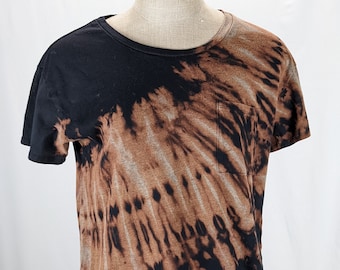 Camiseta teñida con efecto tie-dye reciclada de talla grande para mujer (única en su tipo) (Arizona Jean Co.)