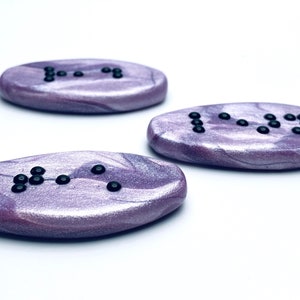 Enseigner, apprendre, lire - Braille Pocket Pebbles Lot de 3 - Mots inspirants - MADE to ORDER, Choisissez votre couleur - Fait à la main