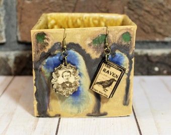 Edgar Allan Poe - The Raven wooden earrings