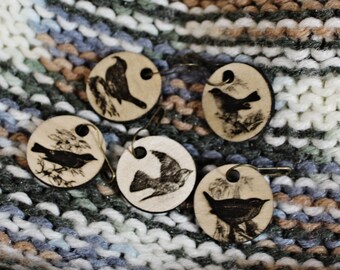 Wooden Stitch Marker - Vintage Birds