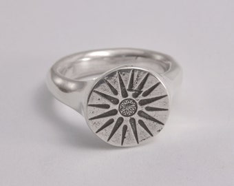 Vergina Sun ring - silver