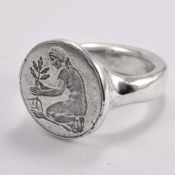 Seedling Seal ring - silver