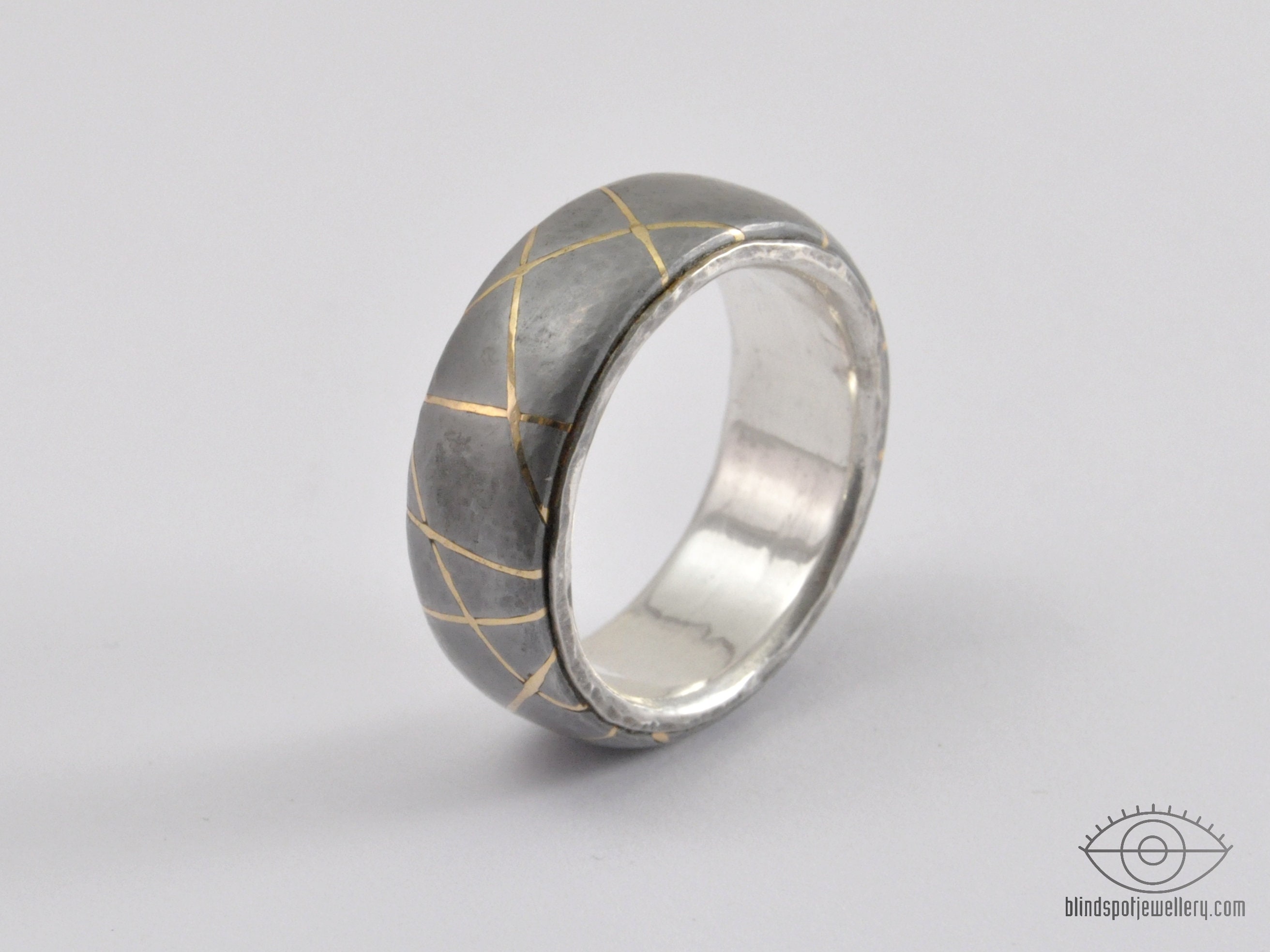Kintsugi De Lux Ring - MADE TO ORDER - Iron, 18 Karat Gold