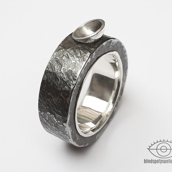 Looking for satellites ring - silver, iron