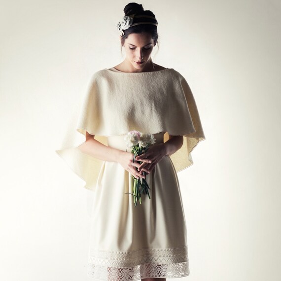 Mantella da sposa in lana Mantella Bianca Mantella per | Etsy Italia