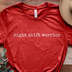 Chemise d'allaitement drôle, t-shirt de l'équipe de cimetière, chemise de guerrier de l'équipe de nuit, cadeau essentiel pour le travailleur, haut héros de la santé, cadeau 3e équipe, vie professionnelle