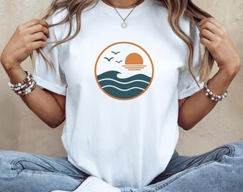Minimal Ocean Line Art Bella Canvas T-Shirt - Strandleben Shirt
