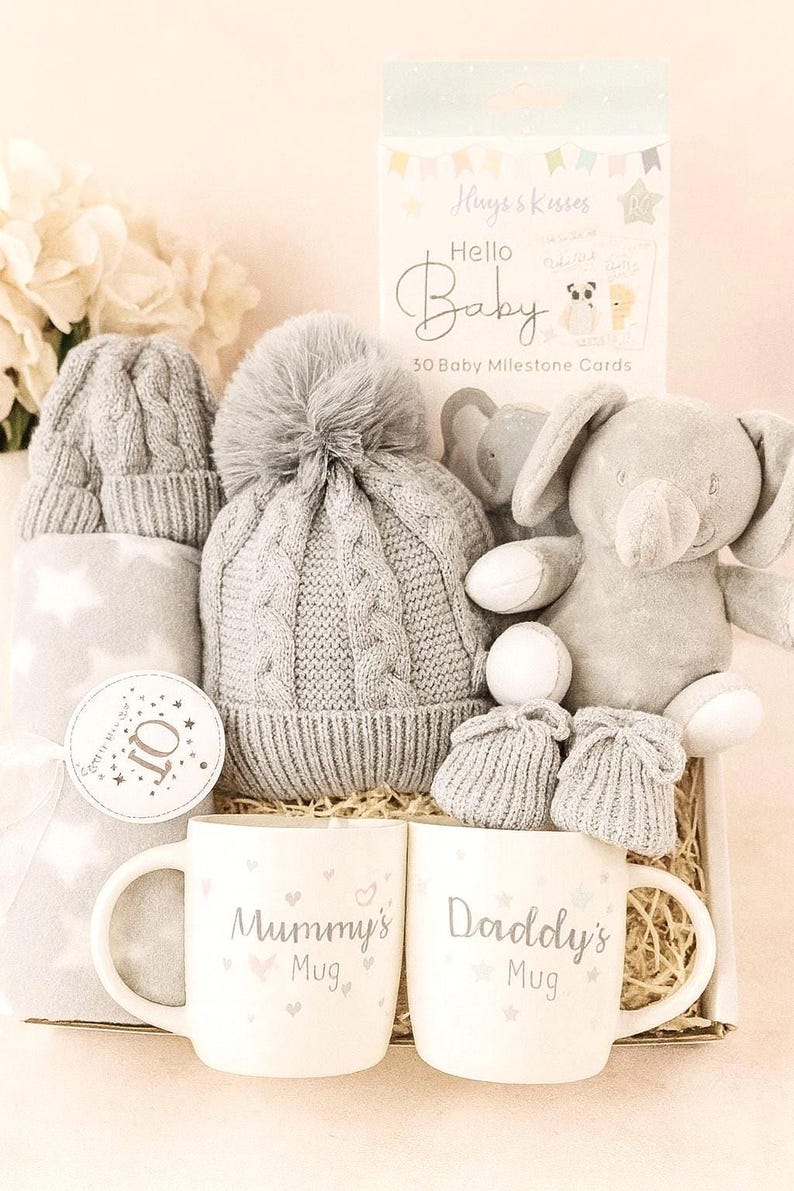 Luxury Unisex Baby Gift Box – Newborn Hamper With Blanket, Soft Toy ...