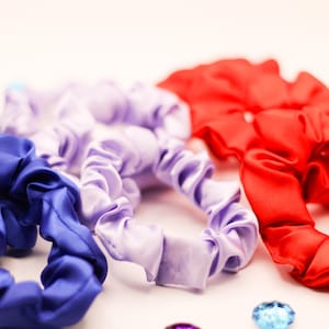 Handgenähte Mini-Haargummis, Blau-Rote Zopfgummis, 100% Premium Seidenhaargummis, Seiden Kurzhaar, Boho Kinder haar, Beige Kinder Haargummi