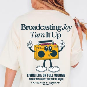 Retro muziekfestival shirt house muziek shirt grappig DJ shirt radio retro groovy cartoon EDM T-shirt muziekfestival outfit EDM Merch Rave shirt