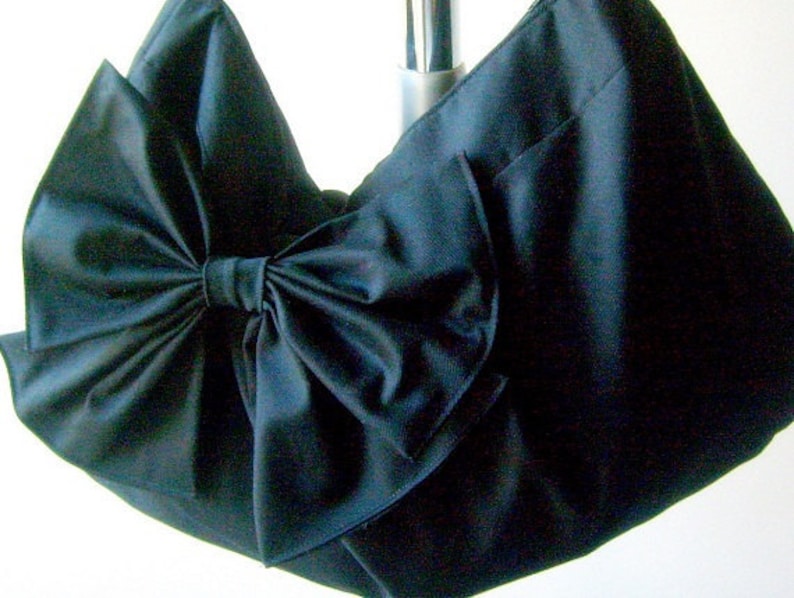 Purse with bow, handmade handbag, purse with zipper, bag with adjustable strap, messenger bag image 1