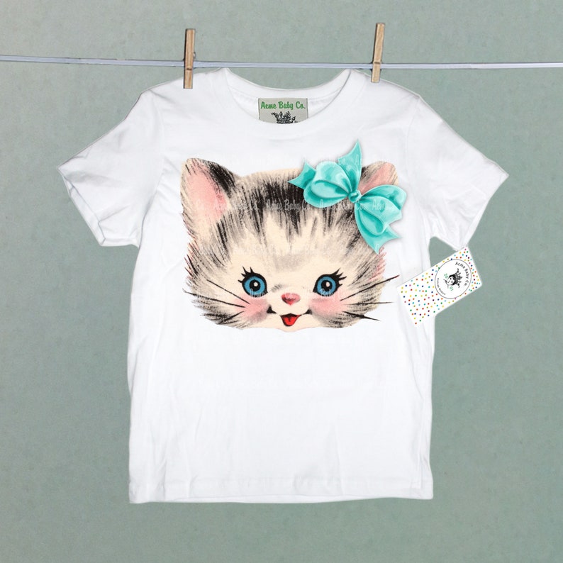 Retro Kitty with Bow Shirt. Kitten with Ribbon. Unisex Organic Tee Shirt. Kitsch Kitty Cat with Purple, Pink or Blue Bow. Kitschy Shirt. blue bow