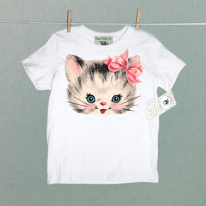 Retro Kitty with Bow Shirt. Kitten with Ribbon. Unisex Organic Tee Shirt. Kitsch Kitty Cat with Purple, Pink or Blue Bow. Kitschy Shirt. pink bow