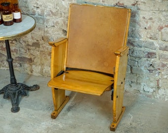 Vintage, fauteuil, rétro, fauteuil, salle de cinéma, home cinéma, couloir, salon, chaise de cinéma, chaise de théâtre, banquette, rangée de sièges, années 50, années 60, cuir, bois, restauration de meuble