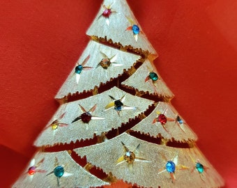 JJ Christmas Tree Brooch
