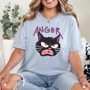 Funny Grumpy Black Cat T-Shirt: Sarcastic Feline Graphic Tee