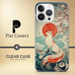 Puede incluir: Funda transparente para tel&eacute;fono con impresi&oacute;n completa en la parte trasera que presenta un zorro blanco con detalles rojos, sobre un fondo de sol rojo, flores de cerezo y olas estilizadas. El texto "Pixi Covers" y "Clear Case".