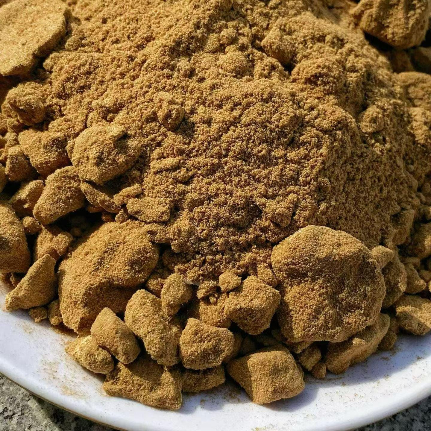Handcrafted Yellow Kynam Agarwood Powder – Sustainable Hainan Oud for ...