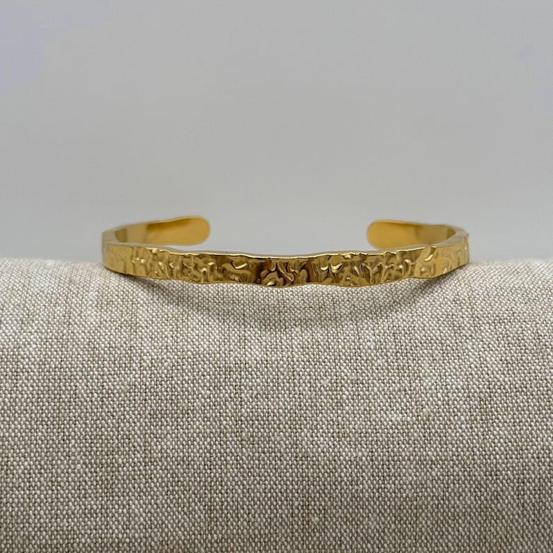 Hammered Bangle bangle, gold-plated stainless steel, adjustable size, hammered design, open cuff bangle image 3