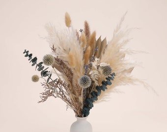 Pampas Grass Bouquet: Dried Flower Arrangement, Boho Decor