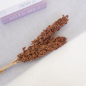 Dried Sorghum Stems: Natural Wedding Flower Arrangement