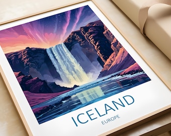 Pode incluir: Um pôster emoldurado com uma ilustração colorida de uma cachoeira na Islândia. O pôster tem o texto "Islândia, Europa" na parte inferior.