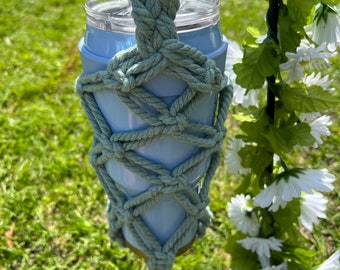 Sac pour bouteille d'eau en macramé