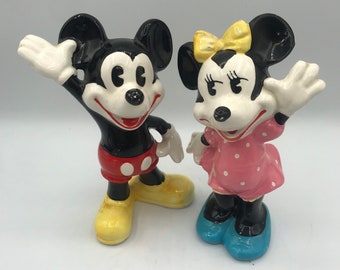 Ceramiczna figurka Myszki Miki i Myszki Minnie z filmu Disneya | Pie-Eye, wyprodukowana w Japonii | Przedmiot kolekcjonerski z lat 60.
