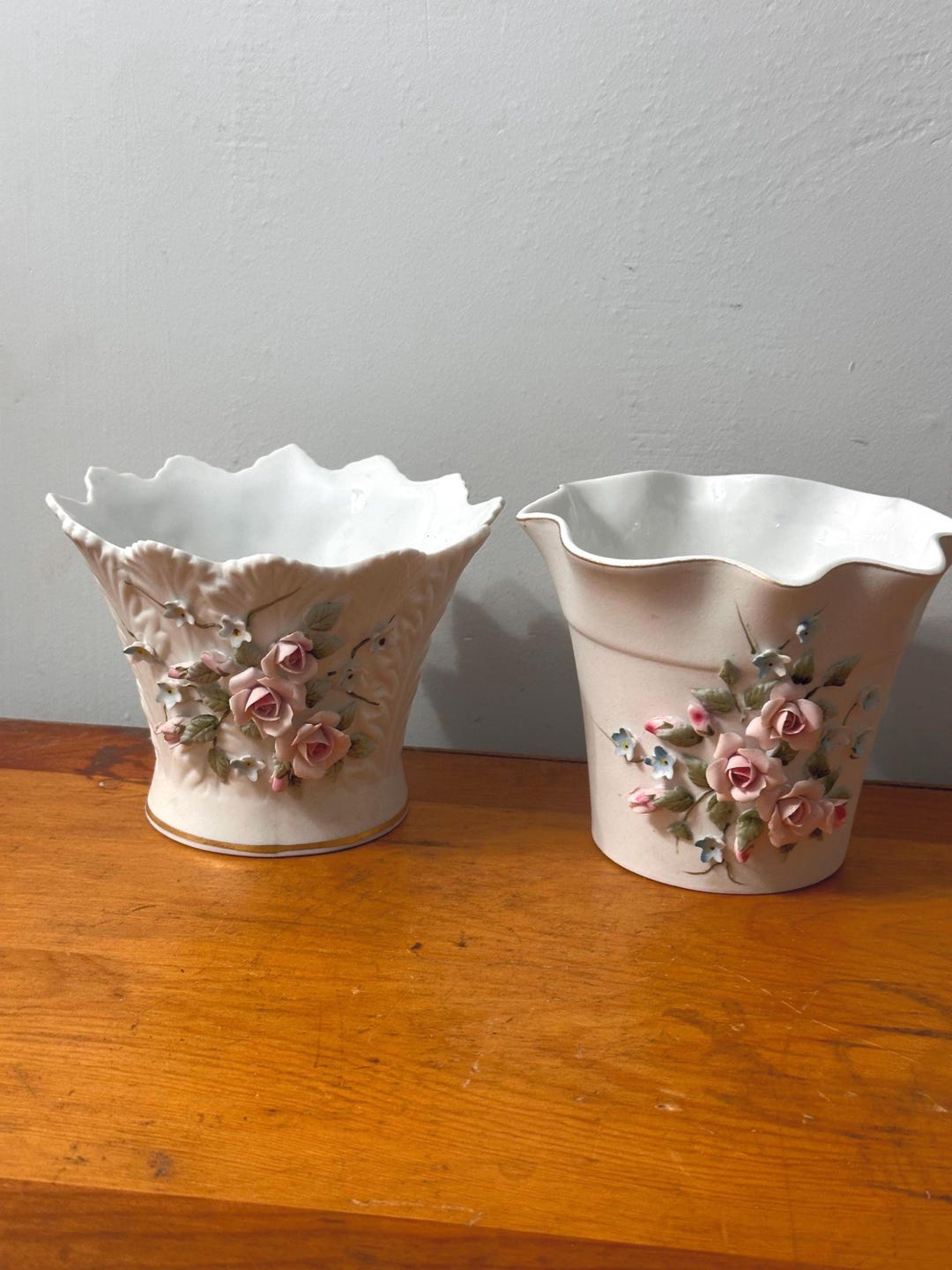 Lefton Roses Vintage 2 Lefton China Hand Painted Pink Raised Roses Flowerpot Vase ...