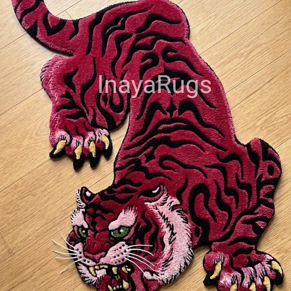 Red Tiger Rug, Hand Tufted Tiger Carpet, Animal Shape Rug, Bold Statement Rug, Aesthetic Room Decor, Unique Bedroom Rug, Custom Tufted Gift