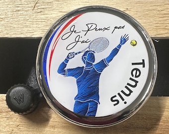 No puedo tocar el timbre de mi bicicleta, tengo tenis.